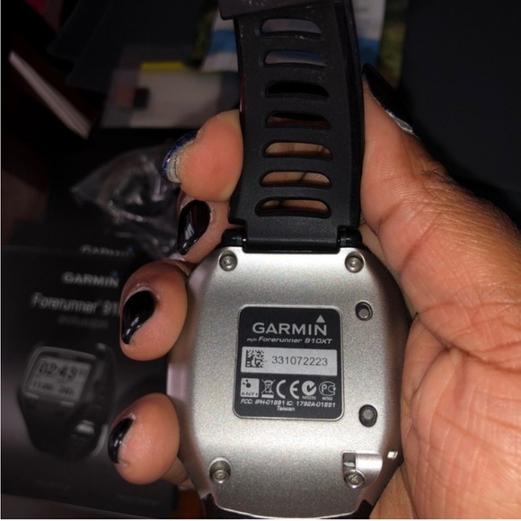 Garmin 910XT Watch - Picture 2 of 3